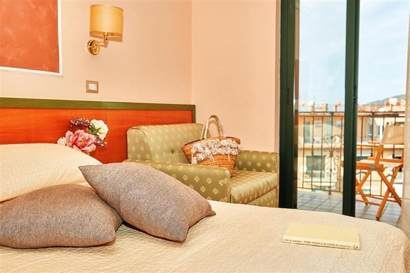 Hotel La Pergola سانتا ماريا دي كاستيلاباتي المظهر الخارجي الصورة