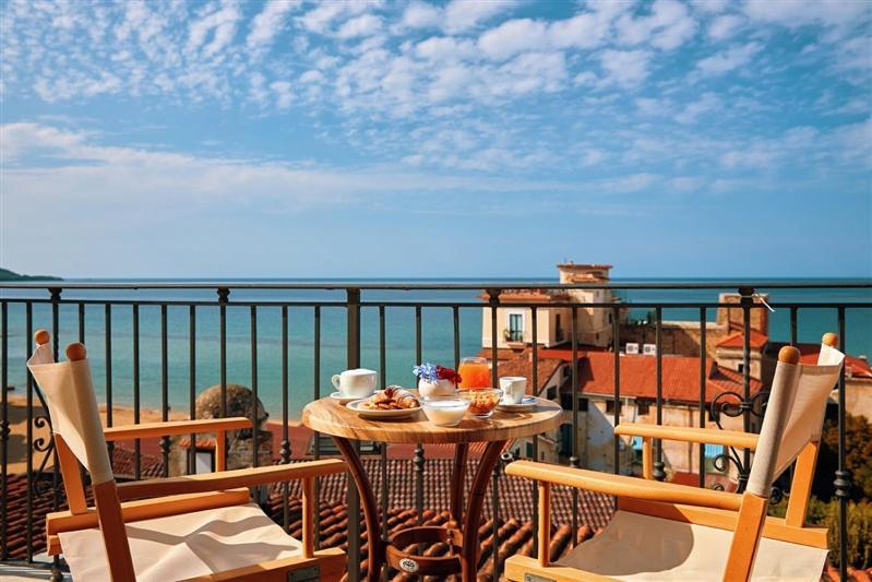 Hotel La Pergola سانتا ماريا دي كاستيلاباتي المظهر الخارجي الصورة
